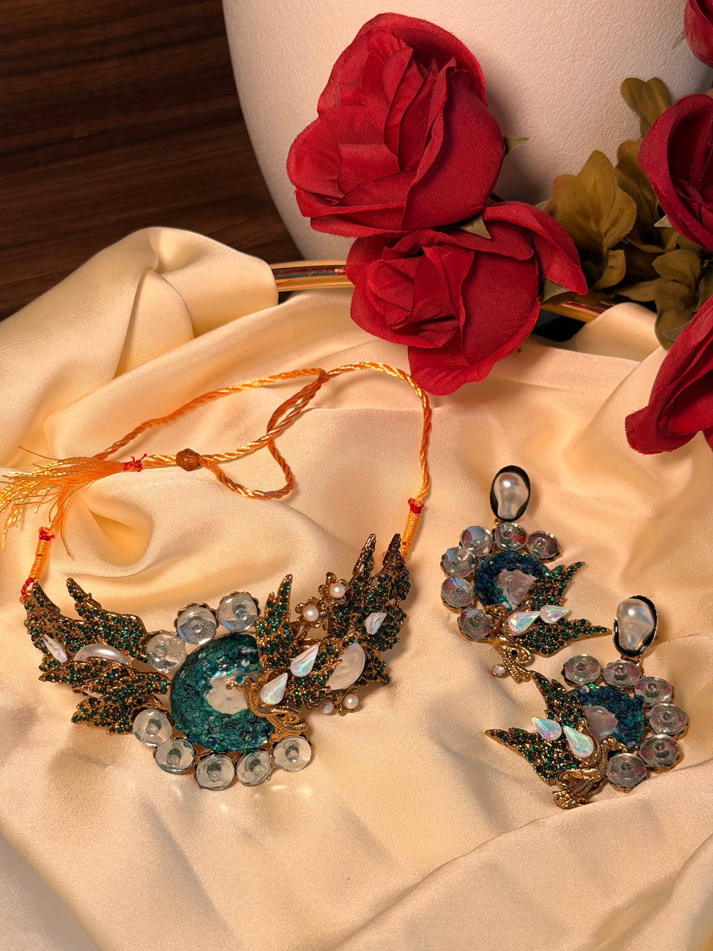 The Emerald Peacock Majesty Choker Set