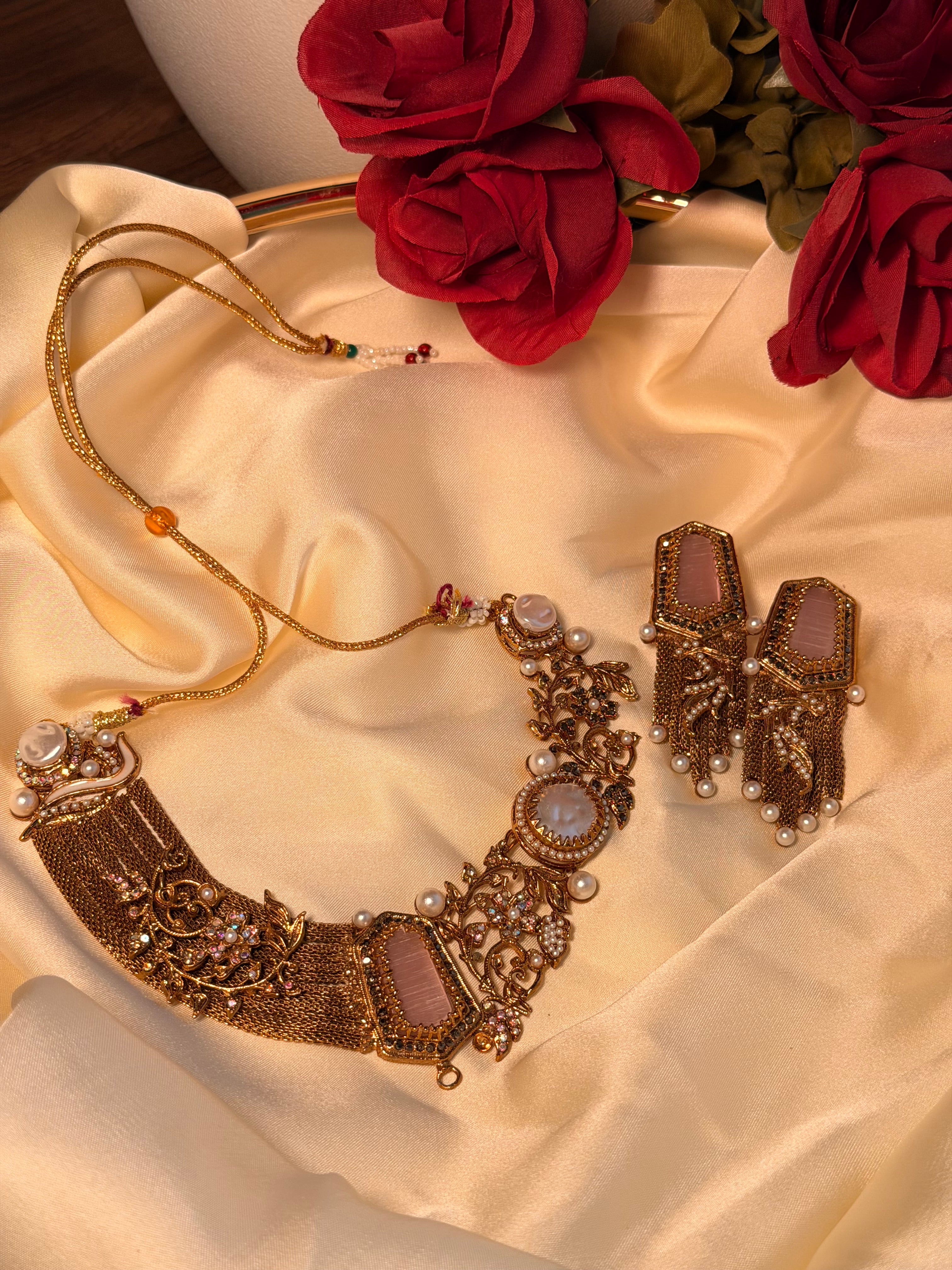 The Blush Rosewood Filigree Choker Set