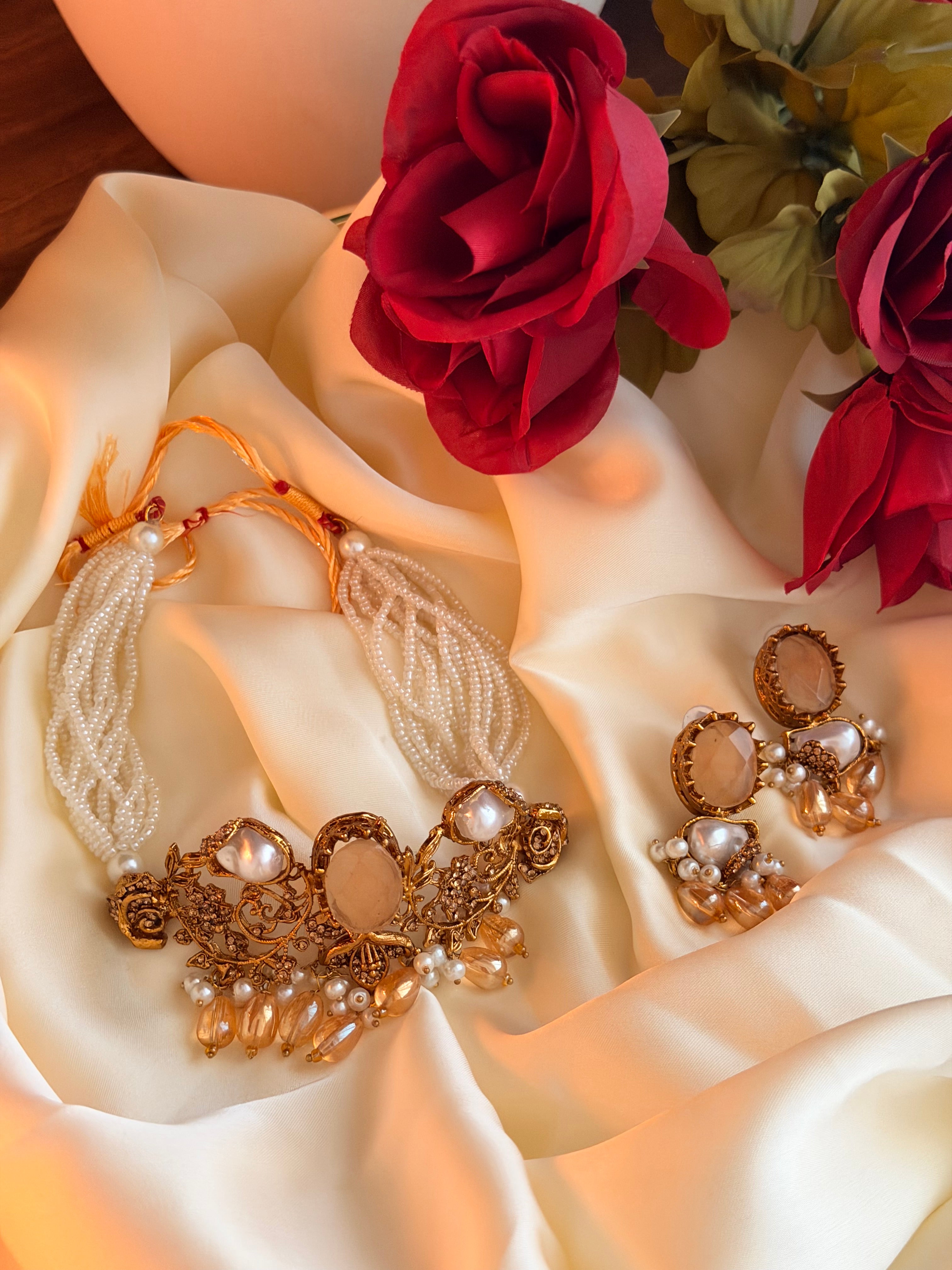 The Champagne Quartz & Pearl choker Set