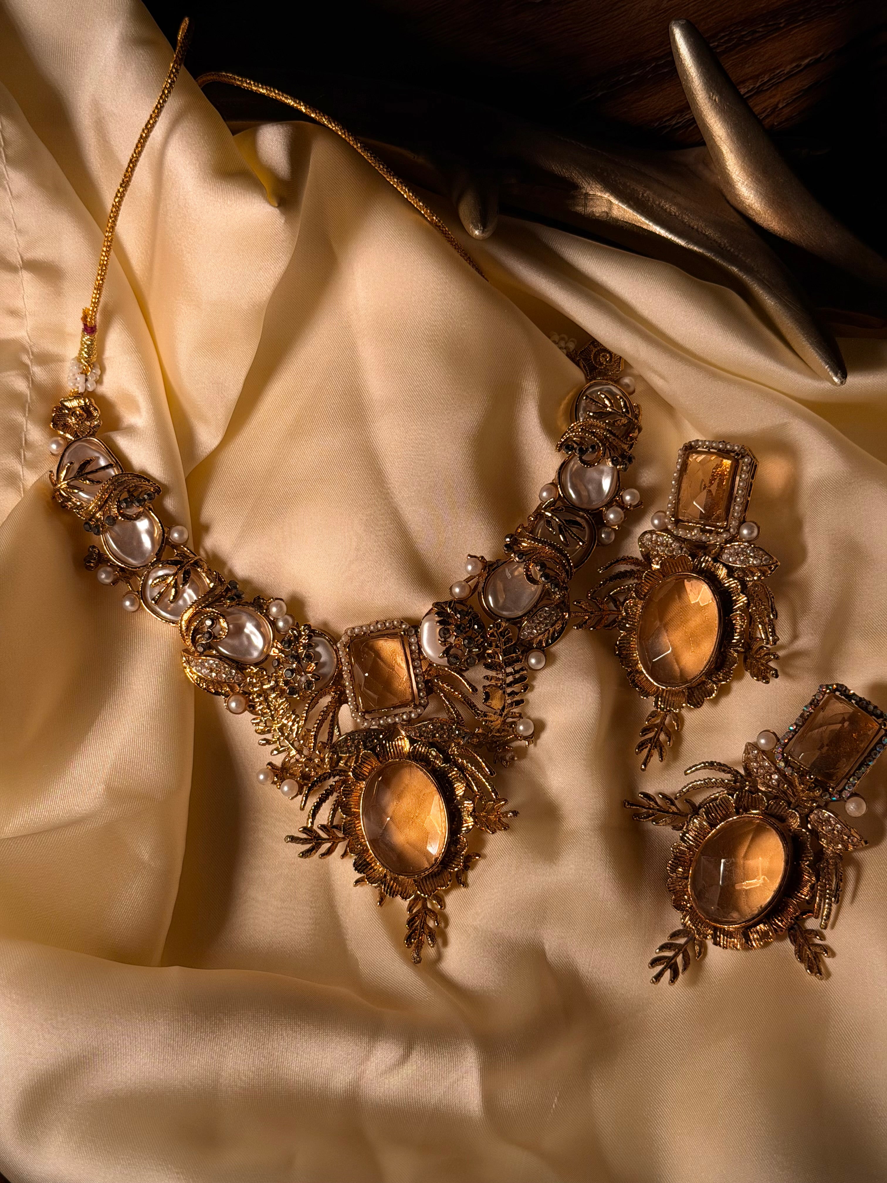 The Amber Aurelia Statement Set
