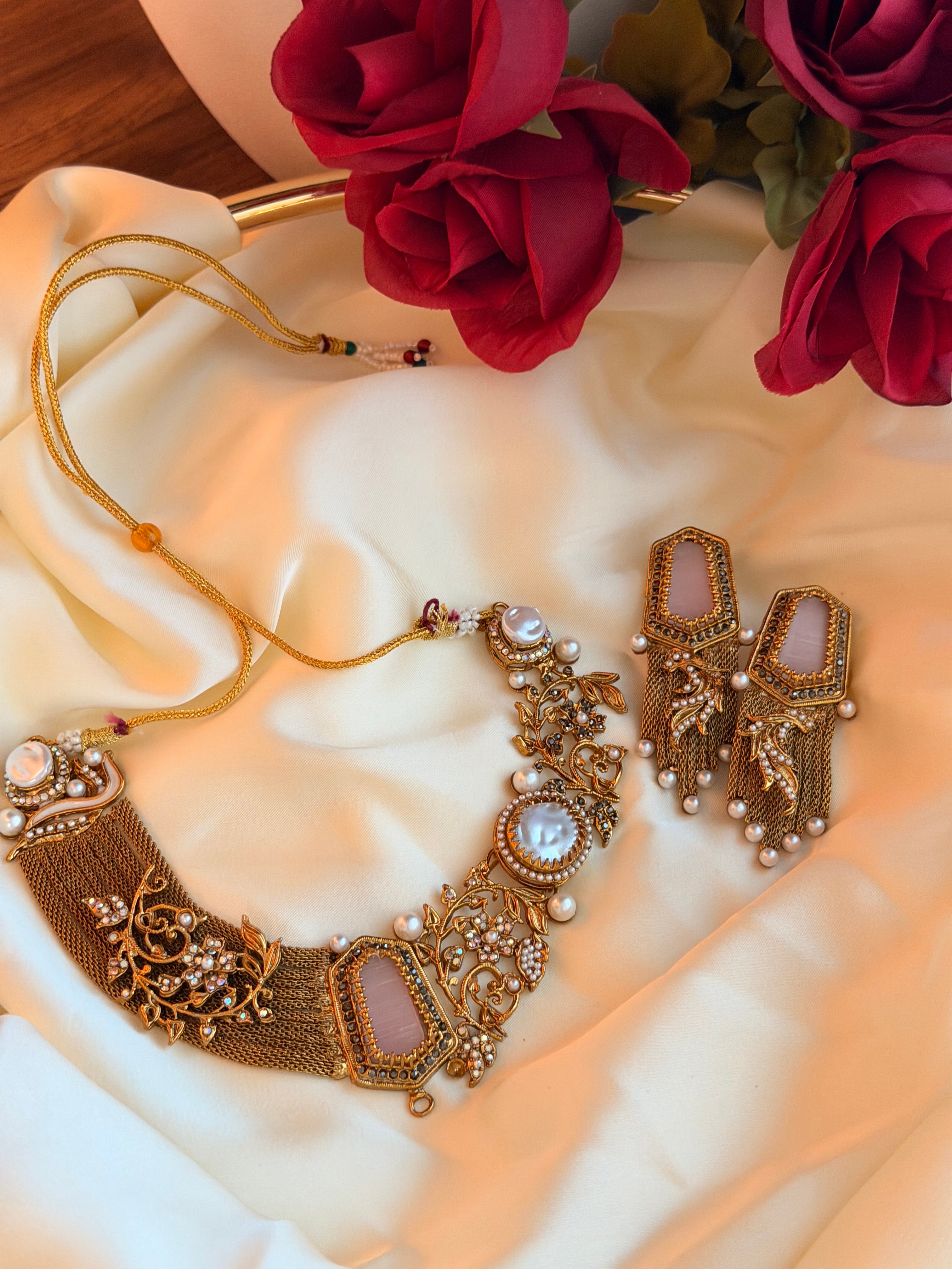 The Blush Rosewood Filigree Choker Set