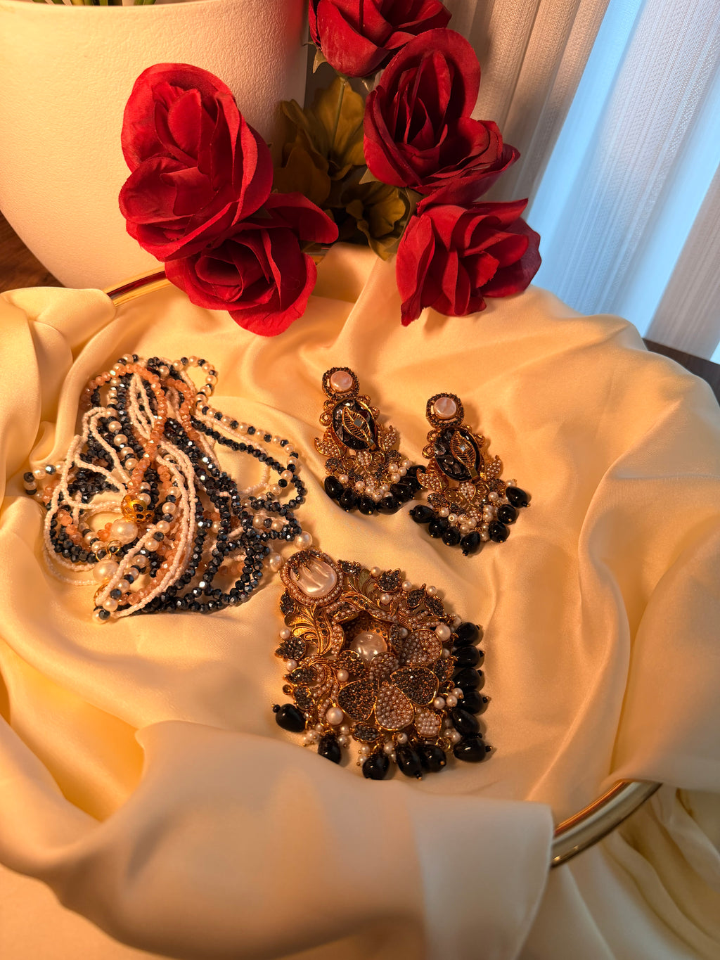 The Midnight Pearl Heritage Set