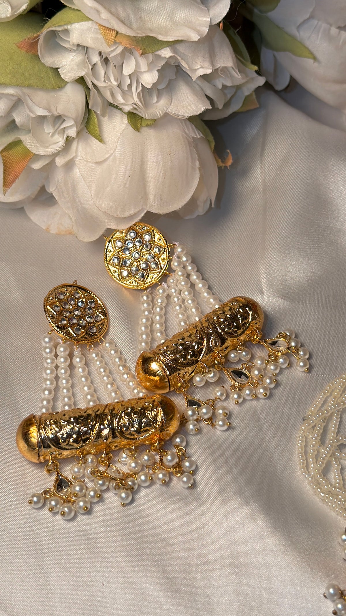 The Moti Zarrah Set