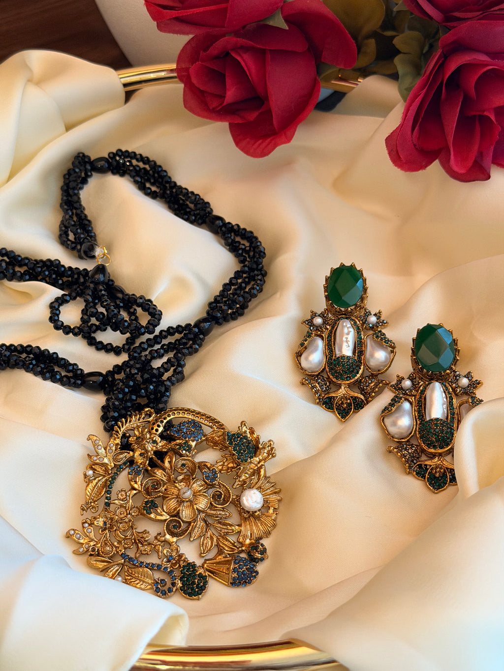 The Verdant Floral Medallion Mala Set