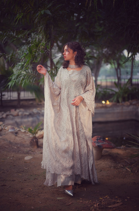 The Chantilly Kaftan - Silver